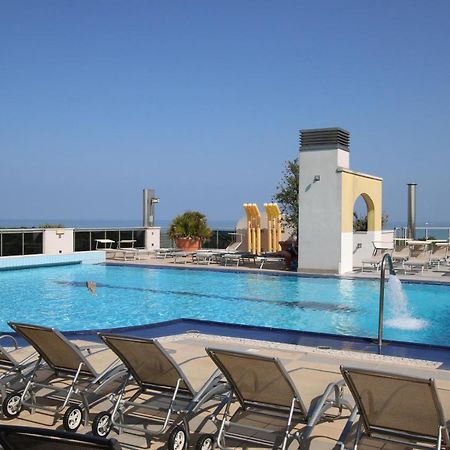 Eraclea Palace Hotel 4 Stelle S Eraclea Mare Exteriör bild